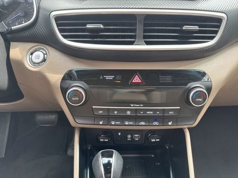 Used 2019 Hyundai Tucson Sport AWD/4WD image 27