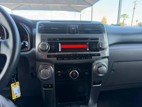 Used 2013 Toyota 4Runner SR5 AWD/4WD image 20