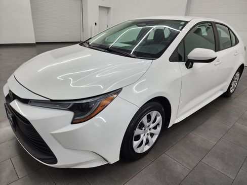 Used 2024 Toyota Corolla LE FWD image 7