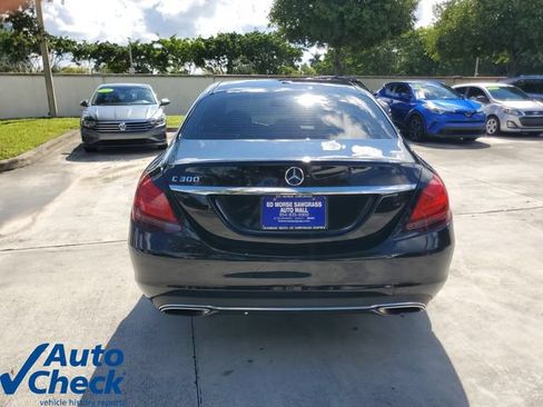 Used 2019 Mercedes-Benz C 300 Sedan image 3
