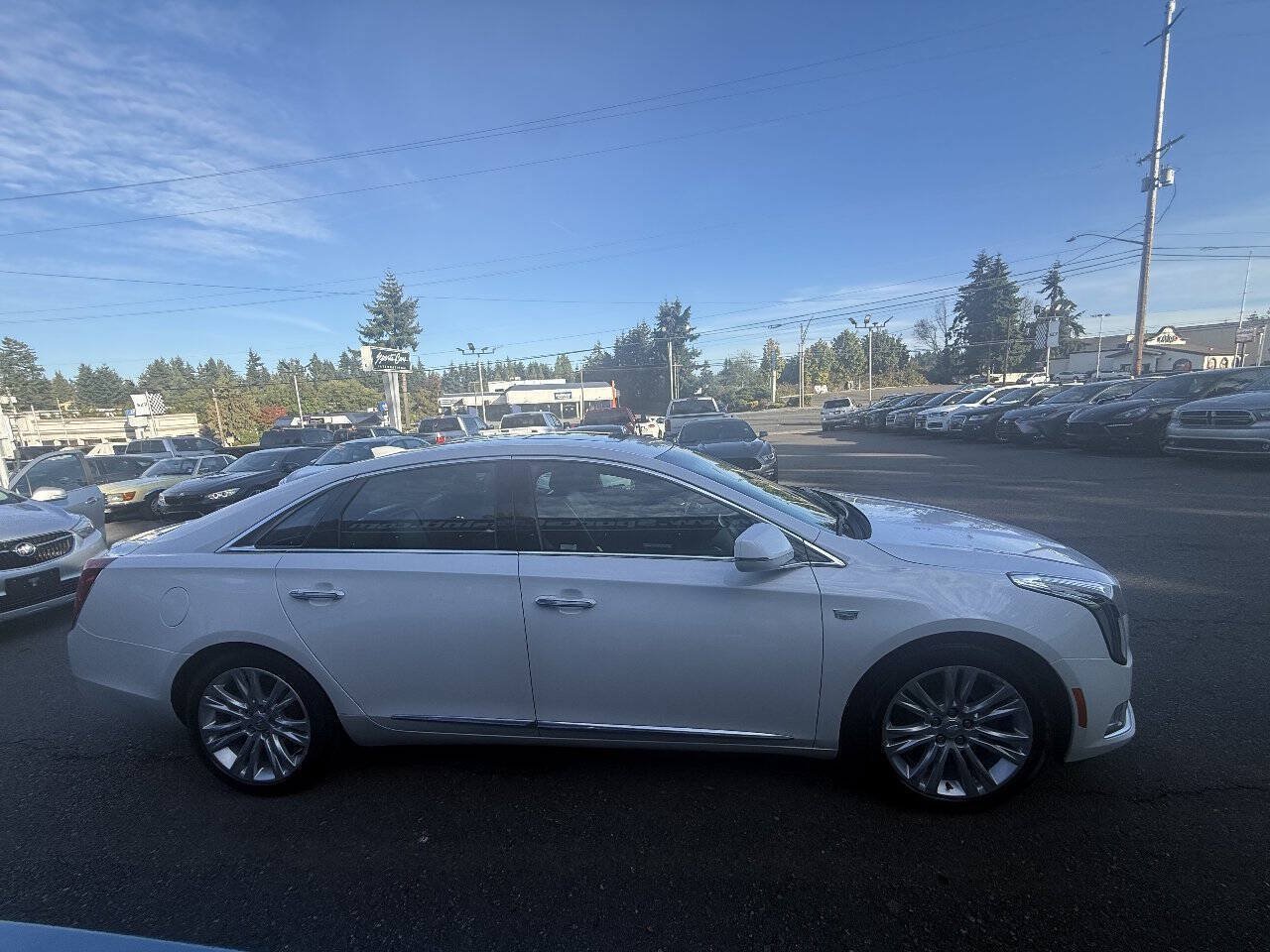 Used 2019 Cadillac XTS Luxury AWD/4WD image 4