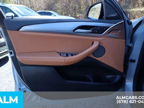 Used 2024 BMW X4 M40i image 16