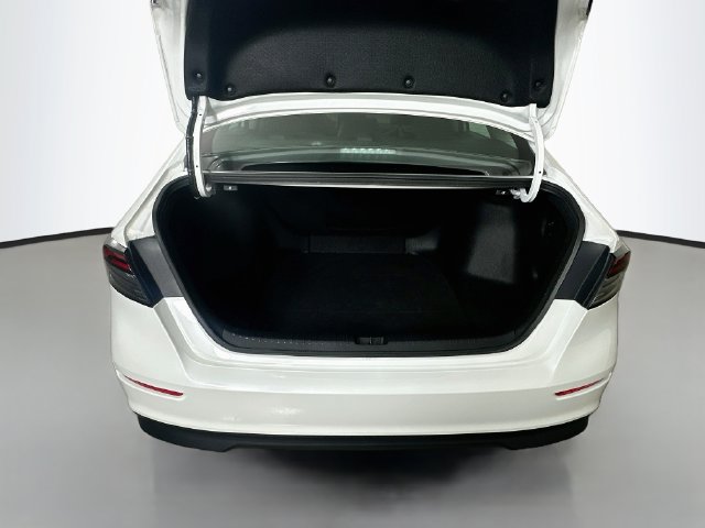 Certified 2025 Honda Accord SE image 30