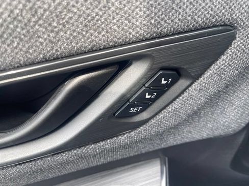 New 2026 Subaru Outback Limited AWD/4WD image 14