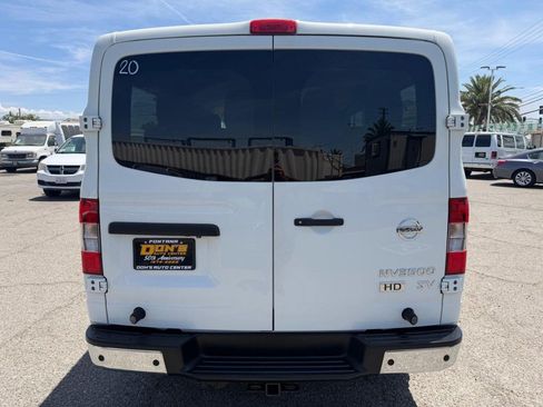 Used 2015 Nissan NV 3500 SV w/ Technology Package RWD image 7