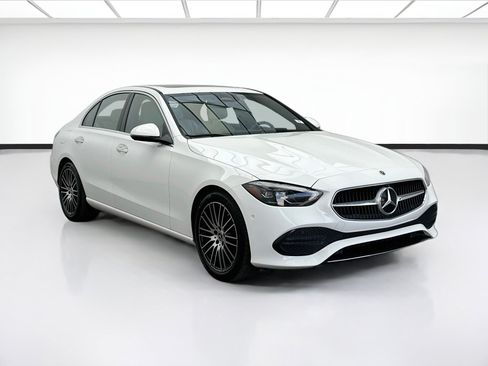 Used 2023 Mercedes-Benz C 300 Sedan image 3