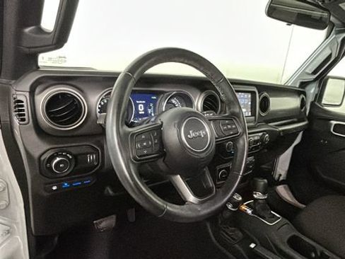 Used 2023 Jeep Wrangler Unlimited w/ Cold Weather Group AWD/4WD image 13
