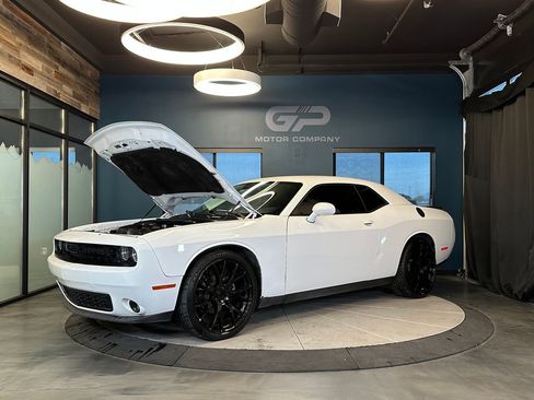 Used 2021 Dodge Challenger SXT w/ Blacktop Package image 25