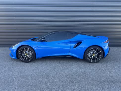 Used 2024 Lotus Emira image 2