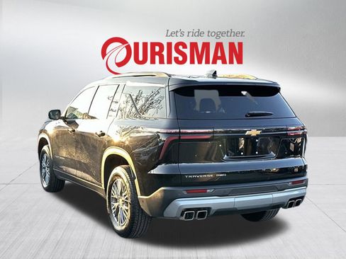 Certified 2025 Chevrolet Traverse LT image 4