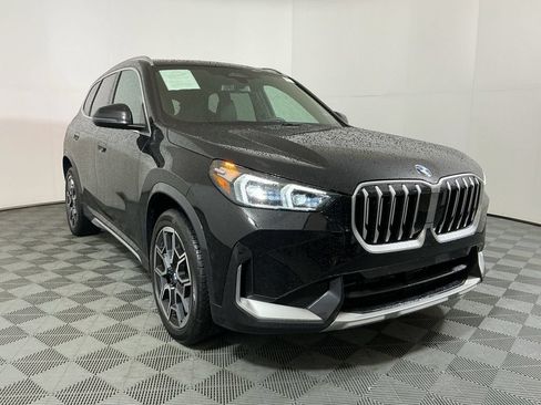 Certified 2025 BMW X1 xDrive28i w/ Convenience Package AWD/4WD image 4