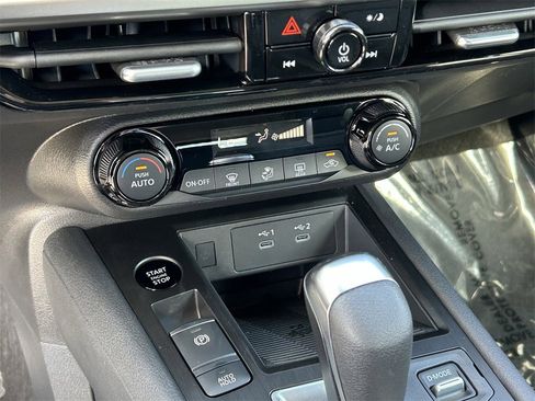 New 2026 Nissan Kicks SV image 16