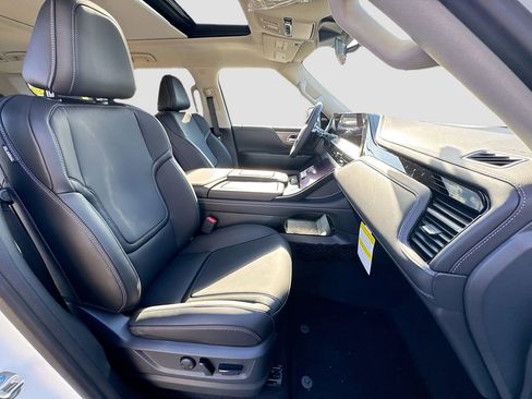New 2026 INFINITI QX80 Pure w/ Cargo Package RWD image 31