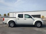 Certified 2018 Nissan Frontier SV image 3