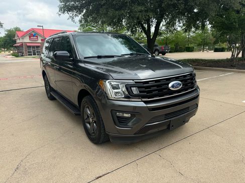 Used 2021 Ford Expedition XL image 4
