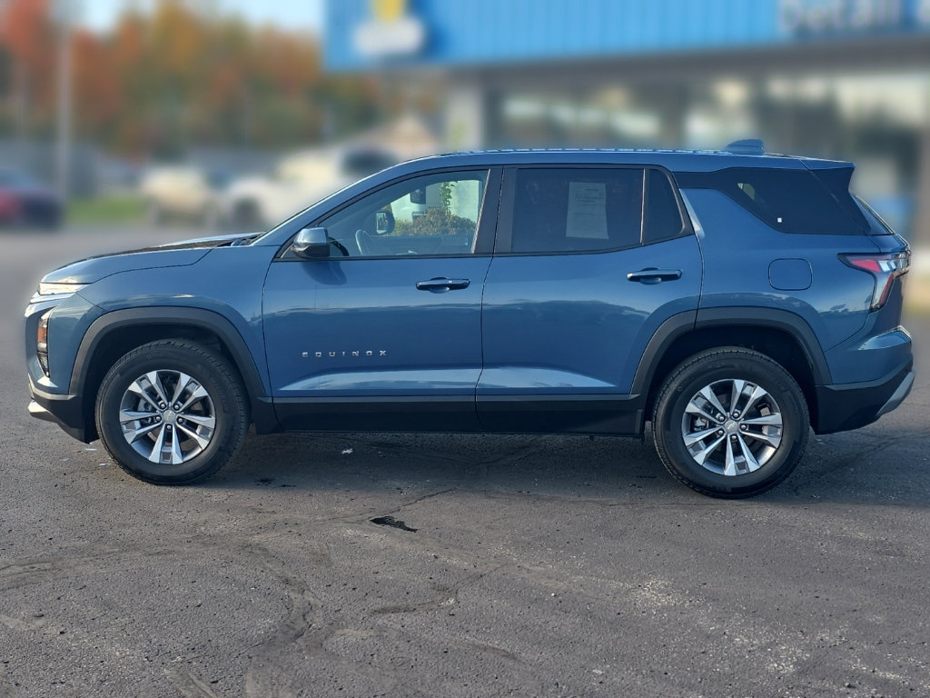 Used 2026 Chevrolet Equinox LT w/ Convenience Package II AWD/4WD image 11