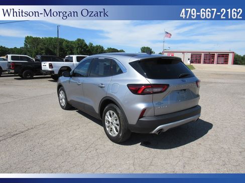 Used 2024 Ford Escape Active w/ Cold Weather Package FWD image 10