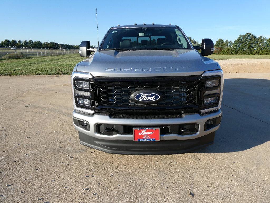 New 2027 Ford F250 Lariat w/ Black Appearance Package AWD/4WD image 10