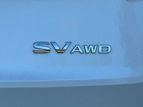 Used 2023 Nissan Rogue SV image 27