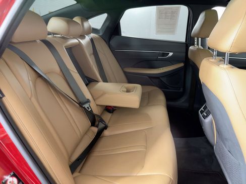 Used 2021 Hyundai Sonata Limited image 30