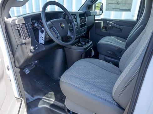 New 2025 Chevrolet Express 2500 Extended w/ Enhanced Convenience Package image 15