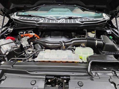 Used 2021 Ford F150 Lariat w/ Equipment Group 502A High AWD/4WD image 41
