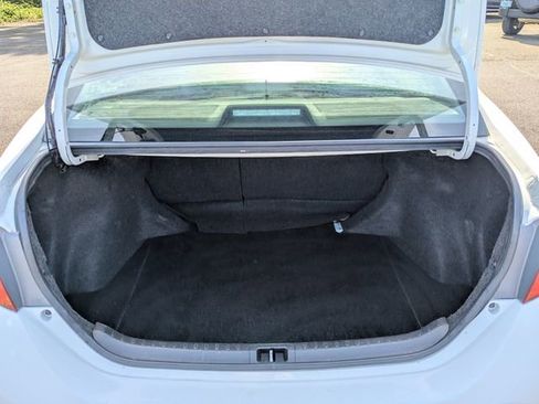 Used 2019 Toyota Corolla LE image 24