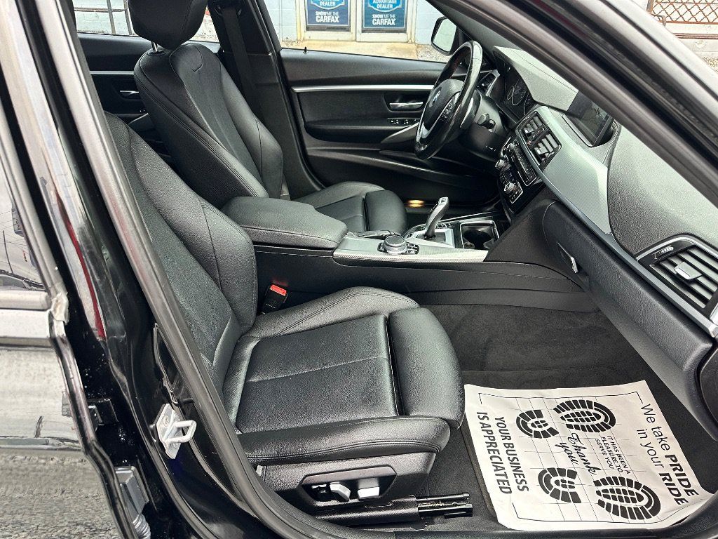 Used 2018 BMW 330e w/ Premium Package RWD image 13