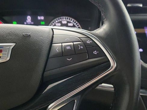 Certified 2022 Cadillac XT5 Premium Luxury image 19
