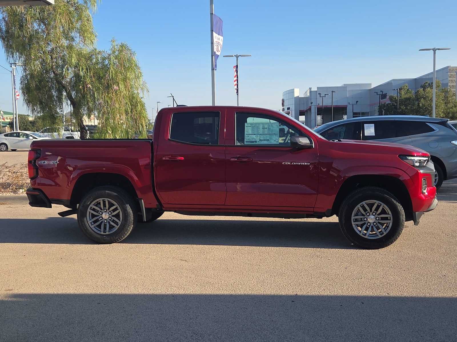 New 2026 Chevrolet Colorado LT w/ LT Convenience Package AWD/4WD image 9