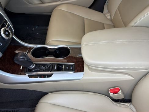 Used 2019 Acura TLX FWD image 26