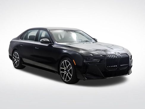 New 2026 BMW 740i xDrive AWD/4WD image 7