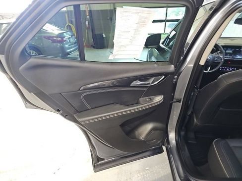 Used 2022 Buick Envision Essence w/ Safety Package FWD image 18