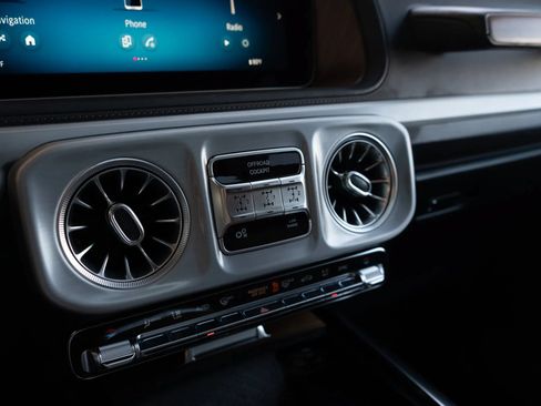 Used 2025 Mercedes-Benz G 63 AMG 4MATIC image 16