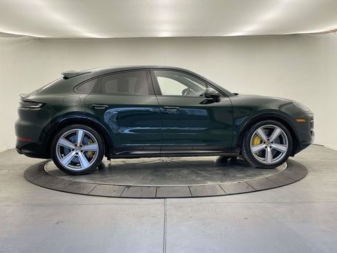 Used 2026 Porsche Cayenne GTS image 8