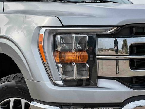 Used 2022 Ford F150 Lariat w/ Trailer Tow Package image 10