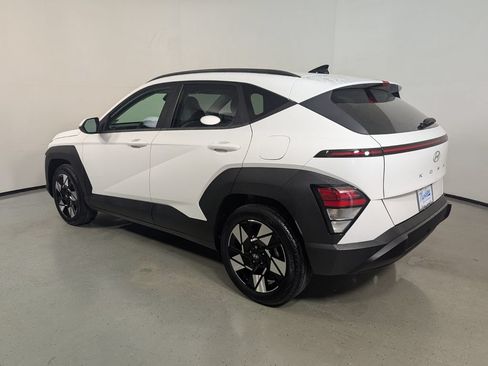 Certified 2025 Hyundai Kona SEL FWD image 6