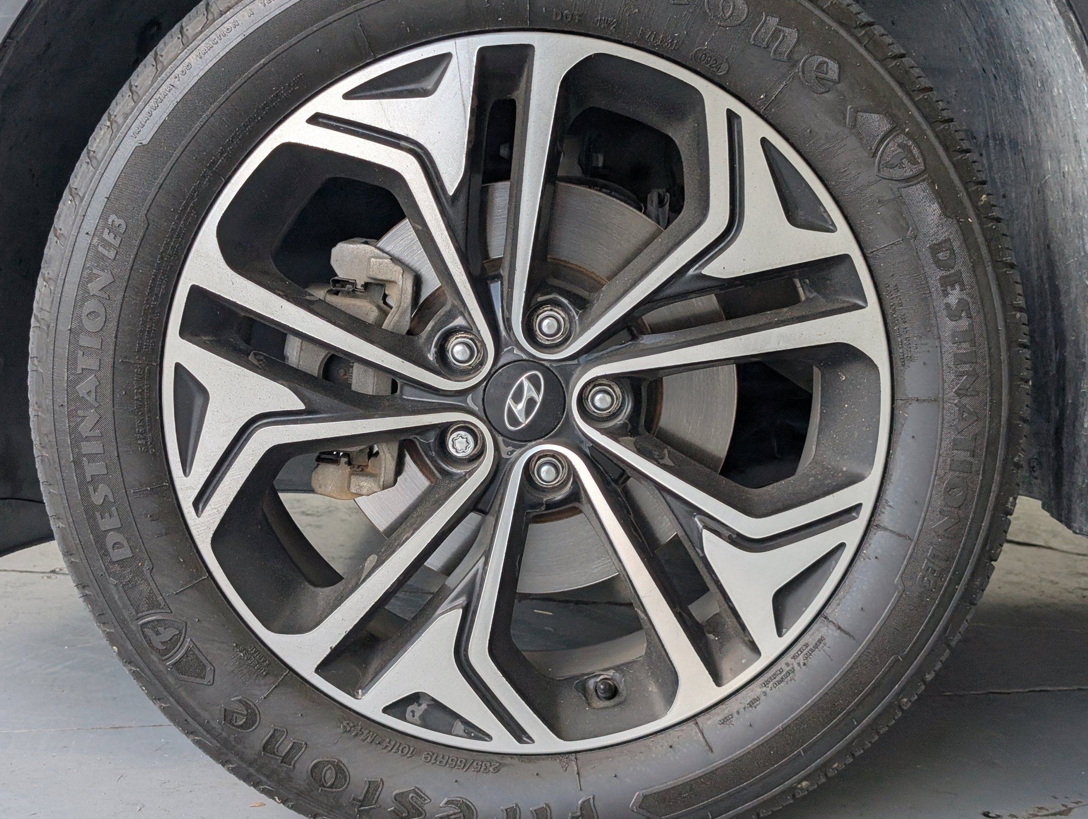Used 2019 Hyundai Santa Fe Limited FWD image 8