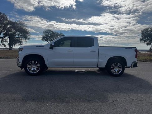 Used 2020 Chevrolet Silverado 1500 LT image 2