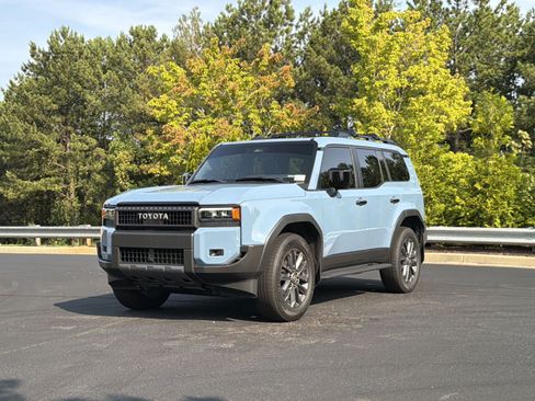 Used 2025 Toyota Land Cruiser w/ Premium Package AWD/4WD image 13