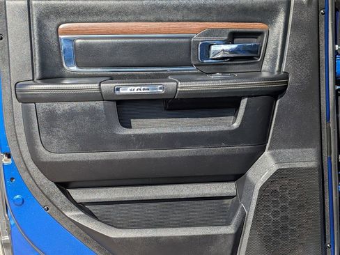 Used 2016 RAM 2500 Laramie w/ Convenience Group image 26