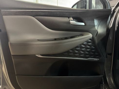 Used 2019 Hyundai Santa Fe Limited AWD/4WD image 21