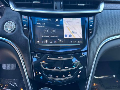 Used 2019 Cadillac XTS Luxury FWD image 8