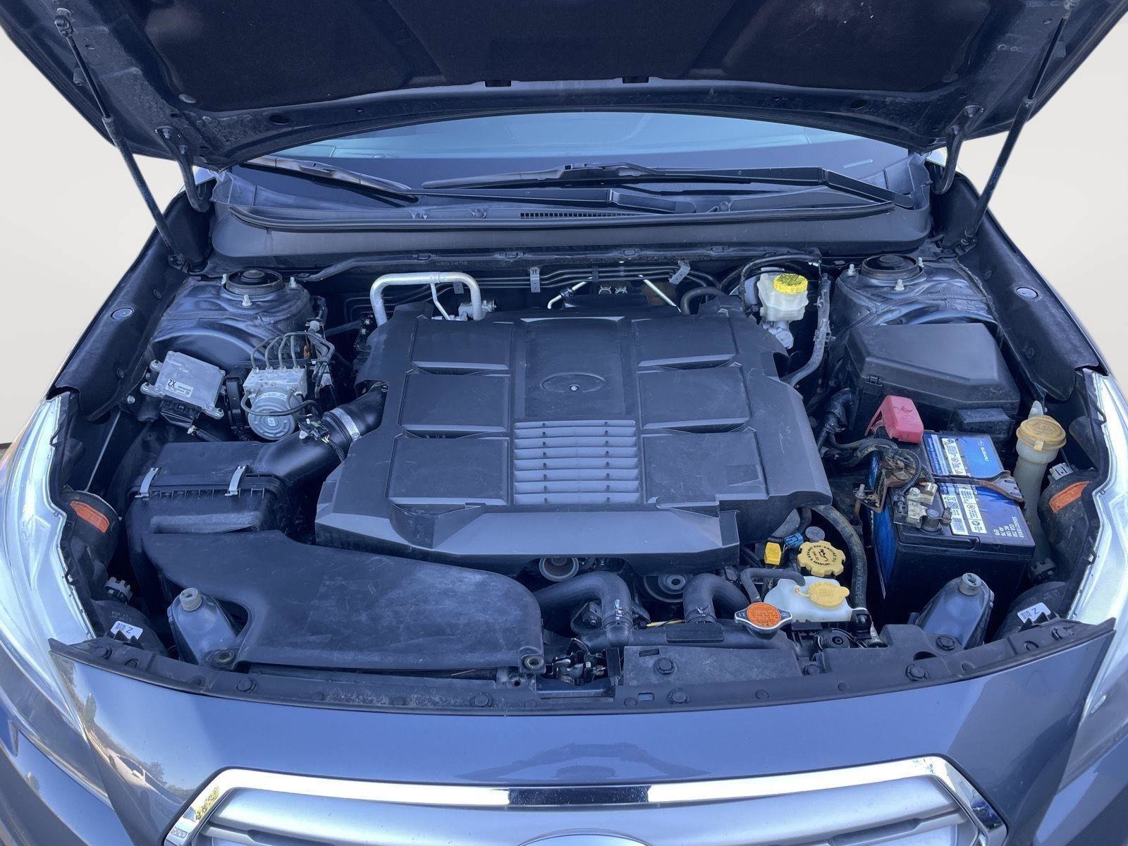 Used 2017 Subaru Outback 3.6R Limited AWD/4WD image 7