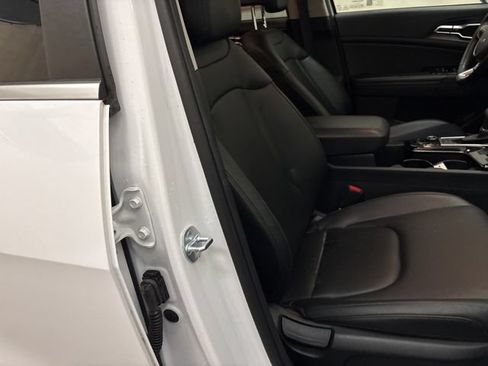 Certified 2024 Kia Sportage EX FWD image 22