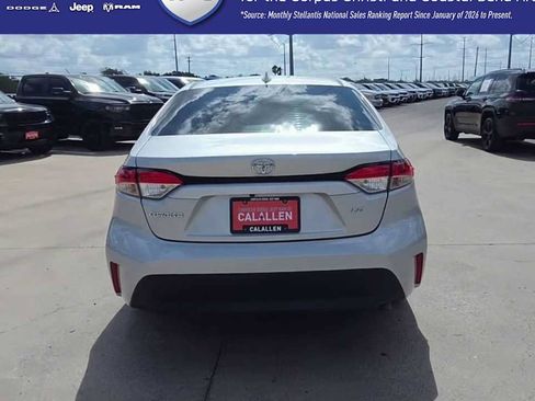 Used 2024 Toyota Corolla LE FWD image 7