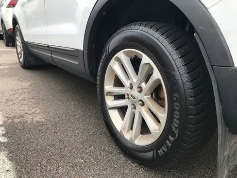 Used 2015 Ford Explorer 4WD image 12