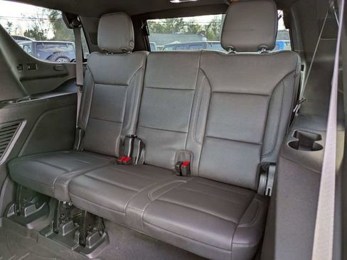 Used 2023 Chevrolet Tahoe Z71 w/ Luxury Package image 16