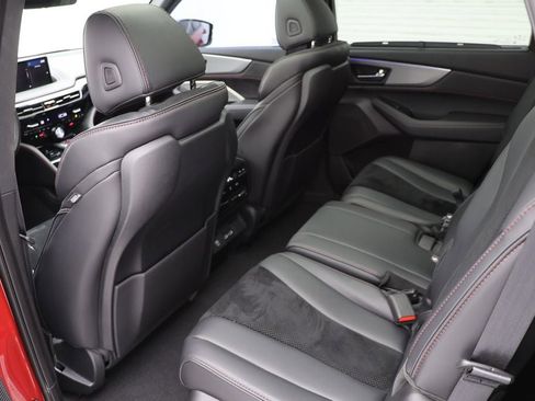 Used 2024 Acura MDX A-Spec image 13