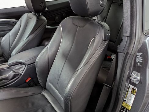 Used 2019 BMW 440i xDrive 440i xDrive w/ M Sport Package image 18